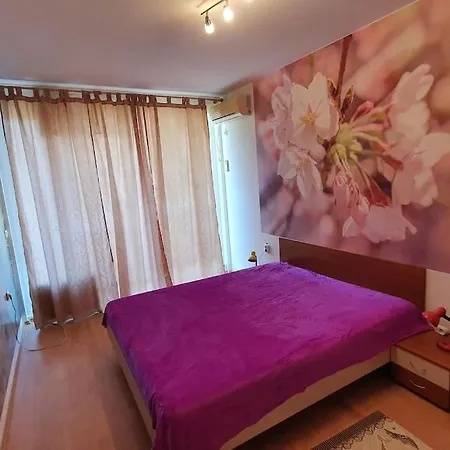 Apartament In Cu Piscina La Bg