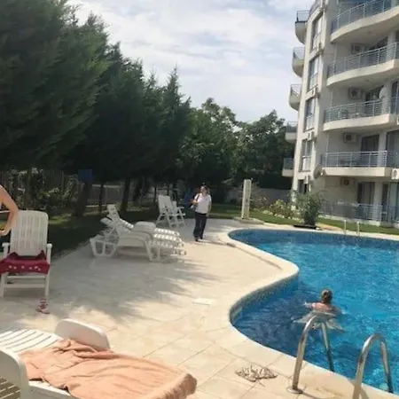 شقة Apartament In Cu Piscina La Bg *